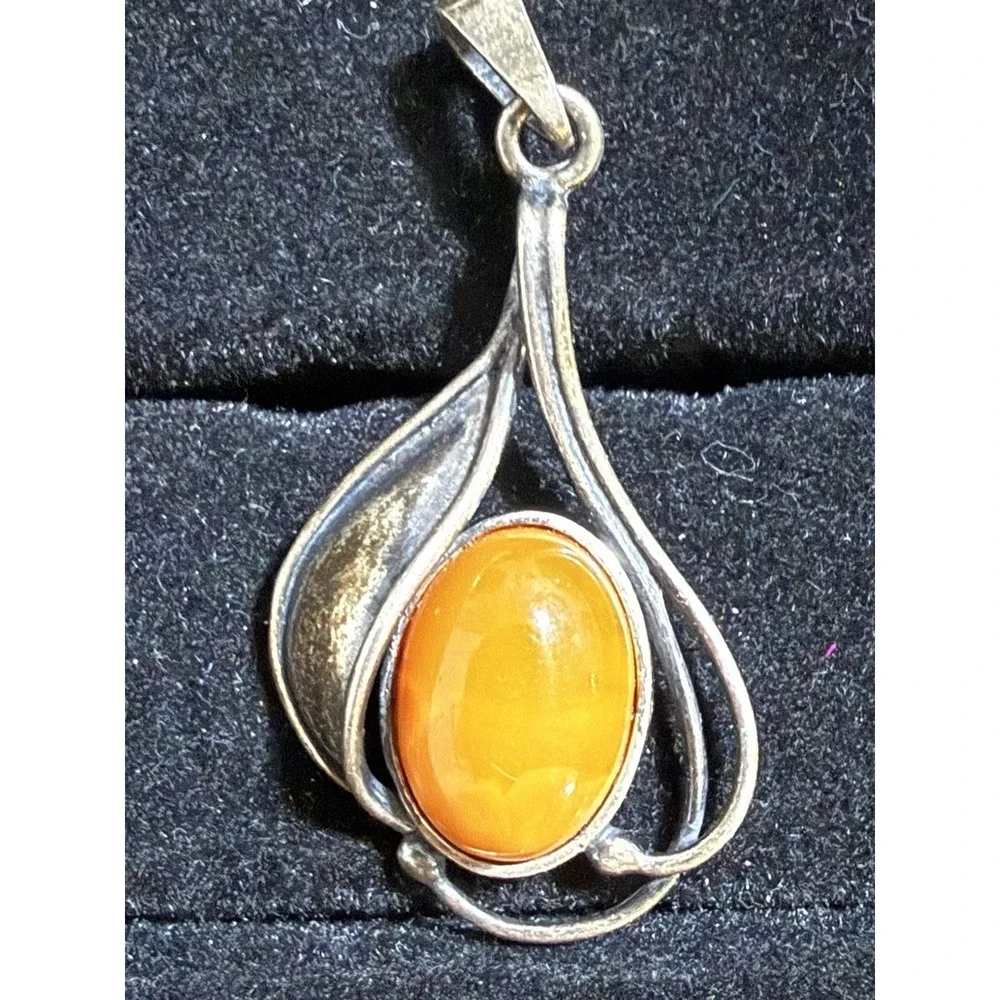 Large Chunky Vintage Sterling Silver Baltic Egg Yolk Amber Drop Pendant 925